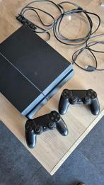 Playstation 4 (PS4) incl. bijhorende kabels & 2 controllers, Ophalen, Zo goed als nieuw, Met 2 controllers, Original