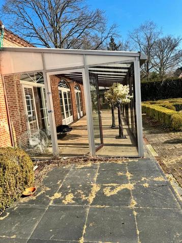 Veranda te koop beschikbaar voor biedingen