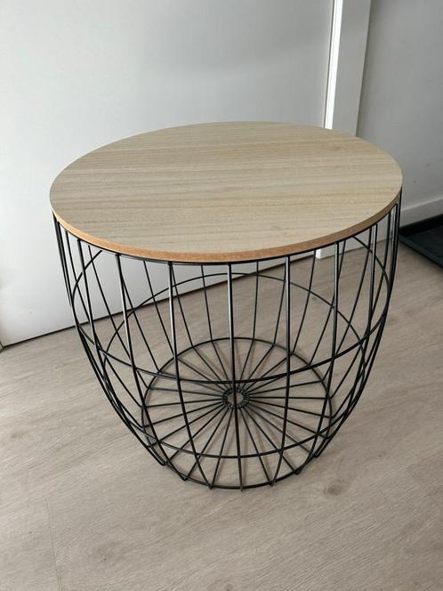 Zwarte atomaire salontafel, Huis en Inrichting, Tafels | Salontafels, Zo goed als nieuw, Minder dan 50 cm, Minder dan 50 cm, Minder dan 50 cm