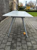 Bureau IKEA thyge 160cm x 80cm, Huis en Inrichting, Bureaus, Ophalen of Verzenden, In hoogte verstelbaar, Bureau