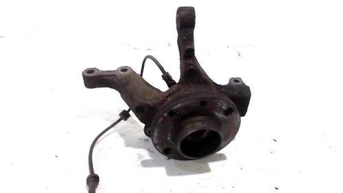 WIELNAAF LINKS VOOR Nissan Note (E11) (01-2006/12-2013), Auto-onderdelen, Remmen en Aandrijving, Nissan, Gebruikt