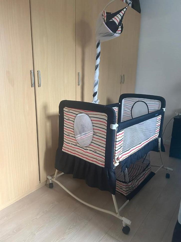 babybedje/ schommelbedje, Kinderen en Baby's, Kinderkamer | Bedden, Zo goed als nieuw, Minder dan 140 cm, Minder dan 70 cm, Lattenbodem