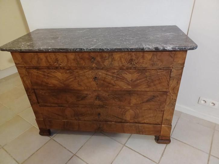 Commode 4 tiroirs bois de rose plateau marbre gris, Maison & Meubles, Armoires | Commodes, Comme neuf, Moins de 100 cm, 100 à 150 cm