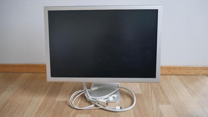 Apple Cinema HD-scherm 23" A1082, Computers en Software, Monitoren, Zo goed als nieuw, 60 Hz of minder, DVI, Thunderbolt, Kantelbaar