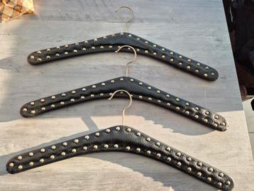 Vintage hanger  beschikbaar voor biedingen