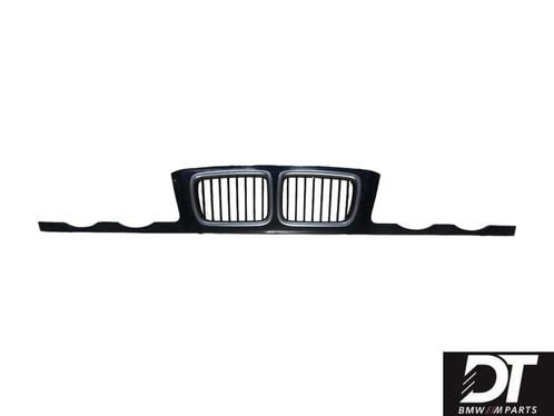Brede Grillehouder BMW 5-serie E34 ('88-'95) 51138170096, Auto-onderdelen, Carrosserie, BMW, Gebruikt, Ophalen of Verzenden