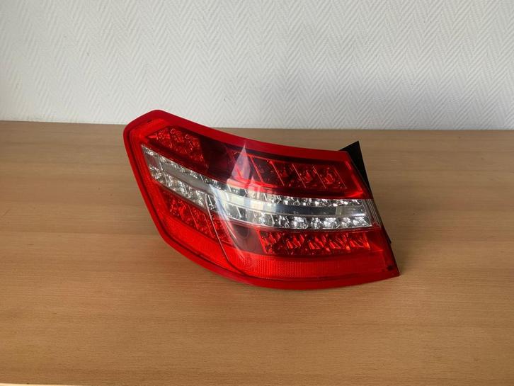 Achterlicht Links Mercedes E-klasse W212 sedan 2009 - 2012, Auto-onderdelen, Verlichting, Mercedes-Benz, Gebruikt, Ophalen of Verzenden