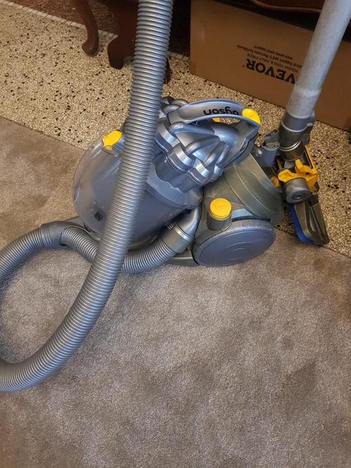 Aspirateur Dyson DC08 en très bon état, Elektronische apparatuur, Stofzuigers, Gebruikt, Stofzuiger, Reservoir, Ophalen of Verzenden