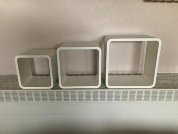 3 witte wandrekjes om boeken of accessoires in te zetten gro beschikbaar voor biedingen