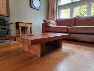 Salon tafel - teak hout disponible aux enchères