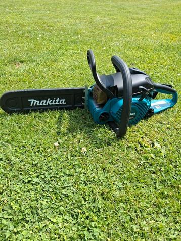 Makita boomzaag  beschikbaar voor biedingen