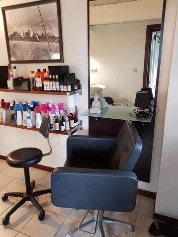 Mobilier coiffure professionnel  beschikbaar voor biedingen