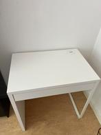 Ikea burea, Huis en Inrichting, Ophalen of Verzenden, Zo goed als nieuw, Bureau