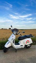 Vespa GTS 125cc Italian Style, Fietsen en Brommers, Scooters | Vespa, Ophalen, Overige modellen, 125 cc, Benzine