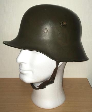 Duitse WO1 M18 Stahlhelm beschikbaar voor biedingen