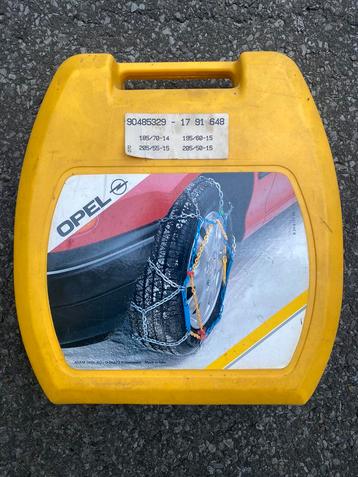 Sneeuwkettingen beschikbaar voor biedingen