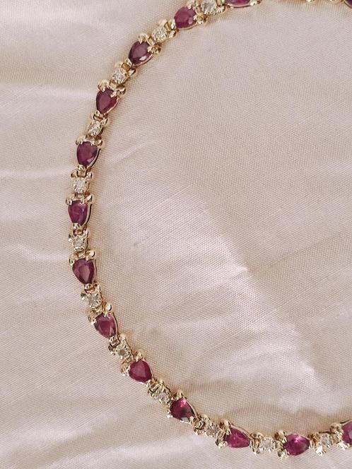 Gouden armband met natuurlijke robijnen en diamanten, Handtassen en Accessoires, Armbanden, Zo goed als nieuw, Goud, Goud, Met bedels of kralen