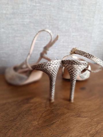 Escarpin  Guglielmo Rotta  beschikbaar voor biedingen