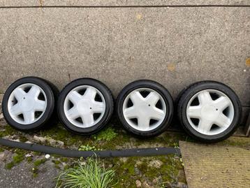Originele Carat Duchatelet velgen beschikbaar voor biedingen