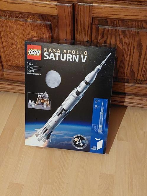 Lego 21309 NASA Apollo Saturn Nieuw, Enfants & Bébés, Jouets | Duplo & Lego, Neuf, Lego, Ensemble complet, Enlèvement