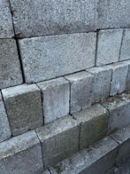 110 betonblokken, Doe-het-zelf en Bouw, Metselstenen, Ophalen, Beton