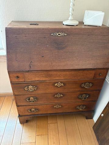Antieke ladekasten, commodes.. beschikbaar voor biedingen