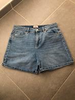 Jeansshort Only, maat M, Kleding | Dames, Spijkerbroeken en Jeans, Ophalen of Verzenden, Zo goed als nieuw