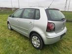 Volkswagen Polo sedan 1.4i 16v Trendline / Garantie 12m., Auto's, Stof, Gebruikt, Zwart, 4 cilinders