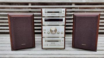 Technics stereo beschikbaar voor biedingen