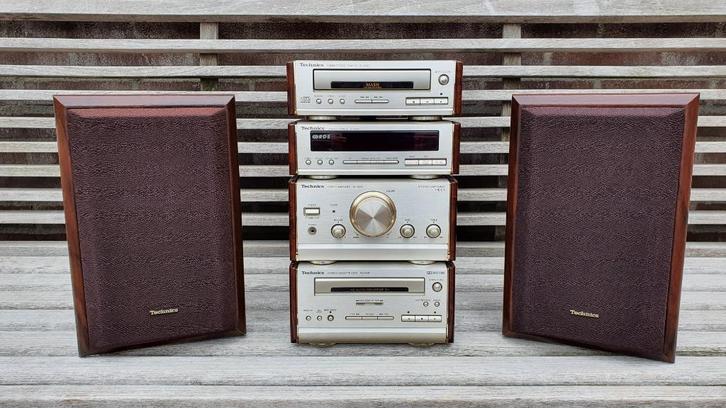 Technics stereo, Audio, Tv en Foto, Stereoketens, Zo goed als nieuw, Cassettedeck, Cd-speler, Tuner of Radio, Speakers, Overige merken