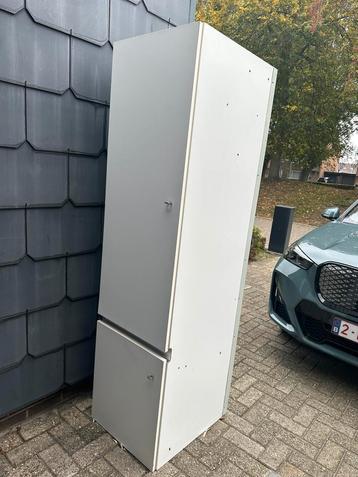 Gratis kast beschikbaar voor biedingen