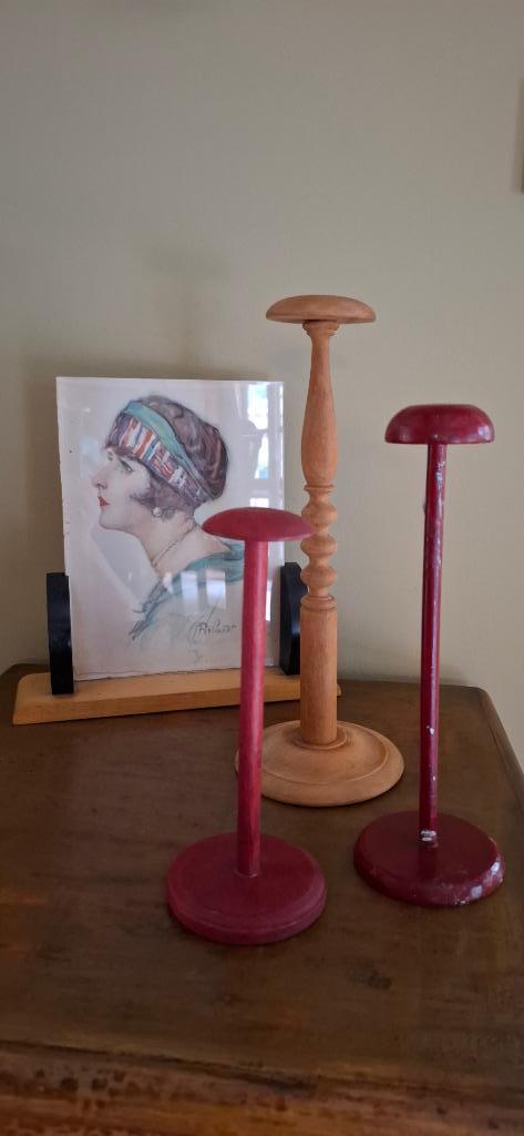 Vintage houten hoedenstandaard - Hoeden/pruikenstaander, Antiek en Kunst, Curiosa en Brocante, Ophalen of Verzenden