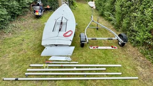 Laser zeilboot, Watersport en Boten, Open zeilboten, Gebruikt, Laser, 3 tot 6 meter, Polyester, Geen motor, Overige brandstoffen