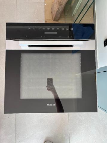 Miele inbouwoven H 7260 PB beschikbaar voor biedingen