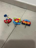 Kinderkapstokjes, Ophalen