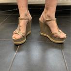Sleehak high heels, Ophalen, Gedragen, Schoenen met hoge hakken