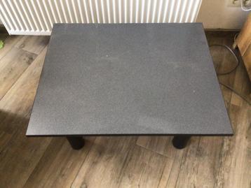 Salontafel  beschikbaar voor biedingen