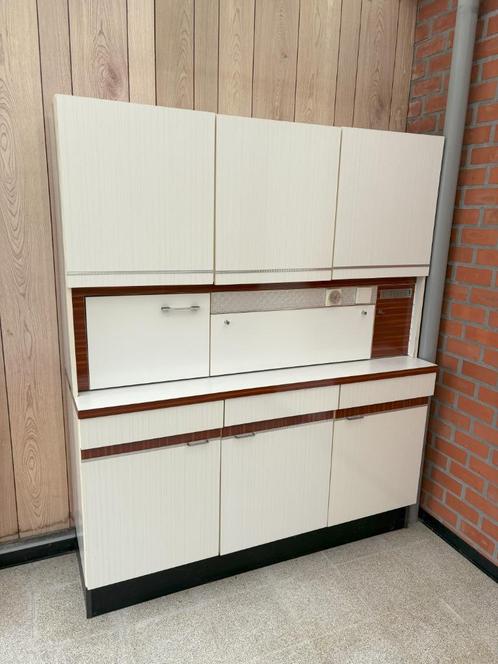 keukenkast vintage jaren 70, Verzamelen, Retro, Huis en Inrichting, Ophalen