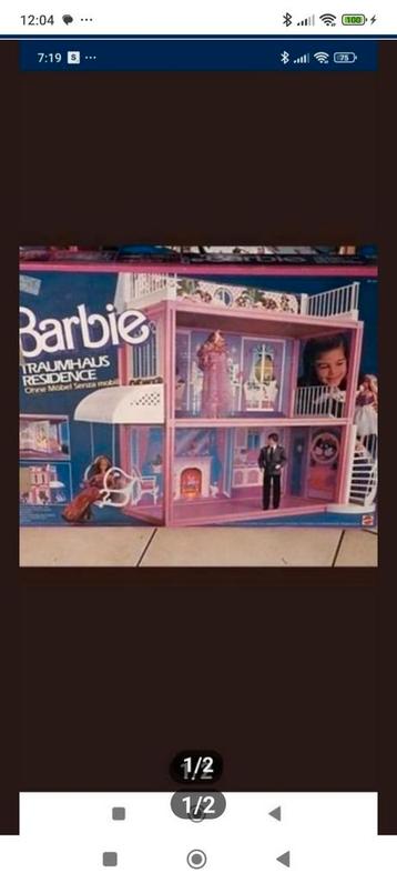 Huis, Barbie zwembad  beschikbaar voor biedingen