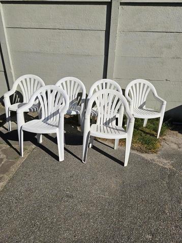 6 tuinstoelen stapelbare voor 60 euro beschikbaar voor biedingen