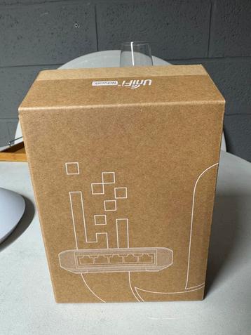 Ubiquiti UniFi USW-Flex beschikbaar voor biedingen
