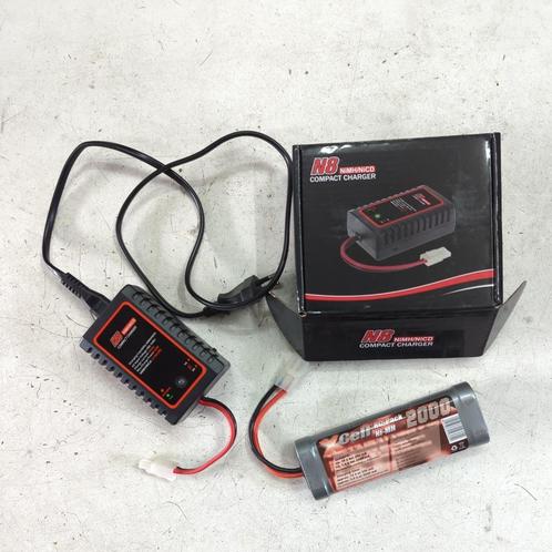 Compacte lader + 2000mAh 7,2V nimh accu (Tamiya HSP Carson), Hobby en Vrije tijd, Modelbouw | Radiografisch | Auto's, Gebruikt