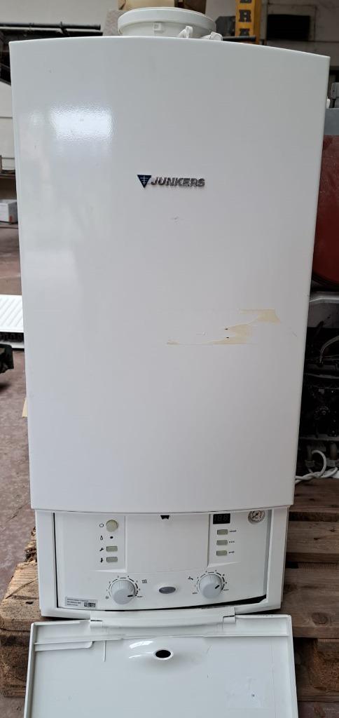 Condensatieketel JUNKERS CERAPUR SMART A TOP 22/28 -3CE ZWB, Doe-het-zelf en Bouw, Chauffageketels en Boilers, Gebruikt, Aardgas