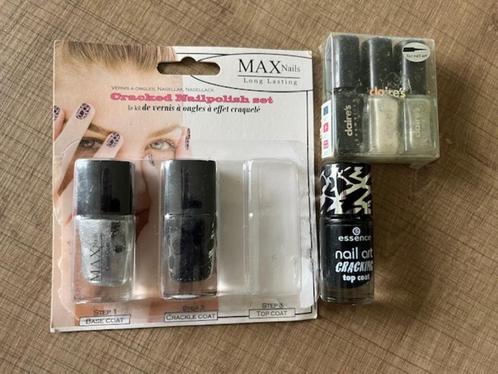 Nagellak voor nail art "Cracked nails" + 3 mini flesjes, Handtassen en Accessoires, Uiterlijk | Cosmetica en Make-up, Zo goed als nieuw