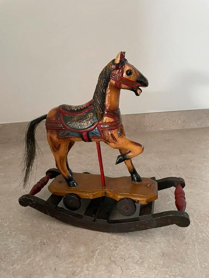 Cheval à bascule vintage, Antiquités & Art, Antiquités | Jouets, Enlèvement