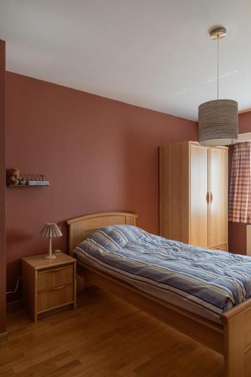 Complete slaapkamer van het merk Gautier beschikbaar voor biedingen