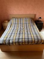 Lit IKEA MALM 200x160cm avec matelas et 2 tables de chevet, Huis en Inrichting, Slaapkamer | Complete slaapkamers, Ophalen, Gebruikt