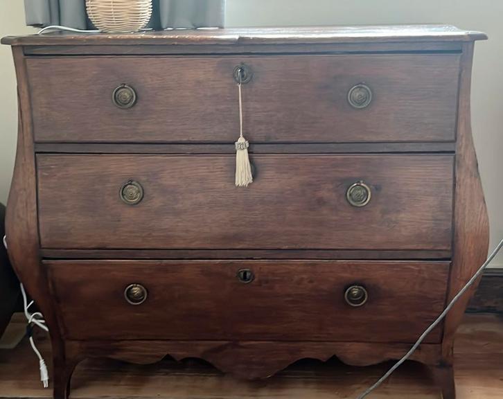 Commode antique, Maison & Meubles, Armoires | Secrétaires, Utilisé, Enlèvement