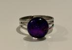 Zilverkleurige ring met paarse glas-parel, Ophalen of Verzenden, Nieuw, Zilver, Dame of Heer
