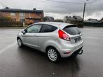 FORD FIESTA 1.5TDCI ATTACHE REMORQUE CLIM RADIO RE VC VE, Autos, Ford, 5 places, 55 kW, Berline, Achat
